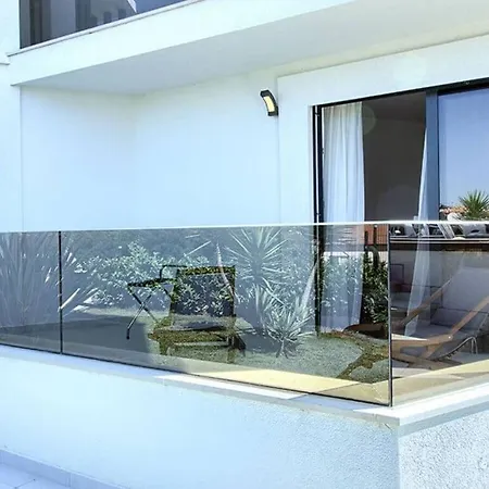Luxoria With Private Pool And Jacuzzi Pjescana Uvala