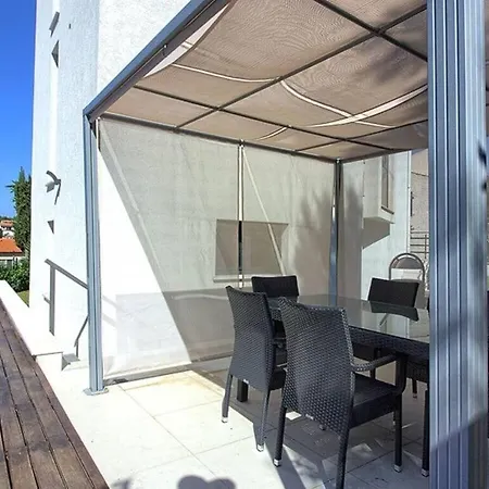 Luxoria With Private Pool And Jacuzzi * Pjescana Uvala