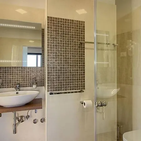 Luxoria With Private Pool And Jacuzzi * Pjescana Uvala